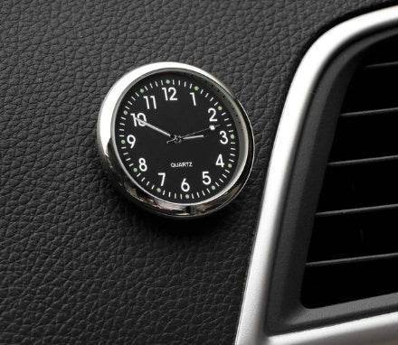 Car Sticker Clock - The Gadgez