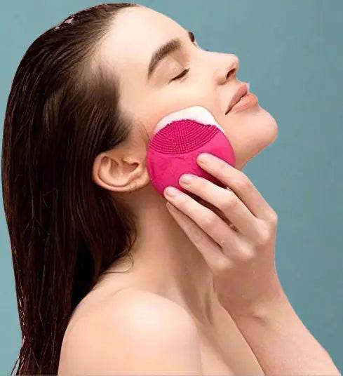 FOREVER - Electric Silicone Facial Cleansing Brush - The Gadgez