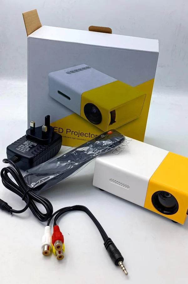 Meer Mini Projector YG-300 - The Gadgez